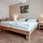 Bed & Breakfast Weingut Und Gaestehaus Holger Alt Monzingen