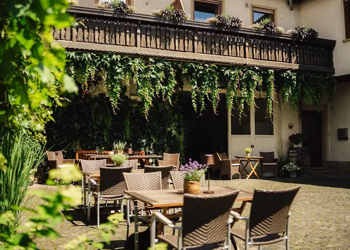 Frühstückspension Weingut Und Holger Alt 3*